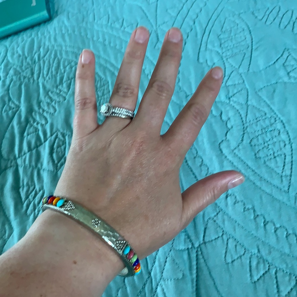 Cute bangle with colorful beads!